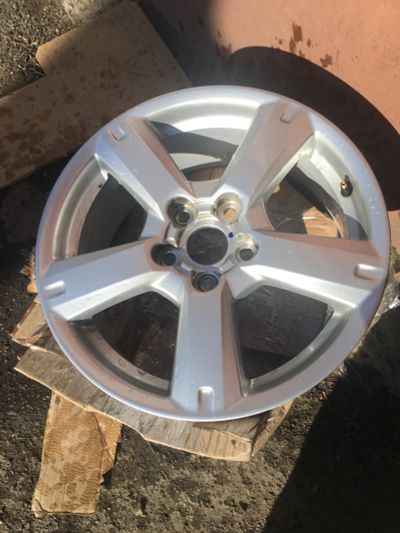 Лот: 18660987. Фото: 1. Литой диск Toyota rav4 на 17 оригинал. Диски