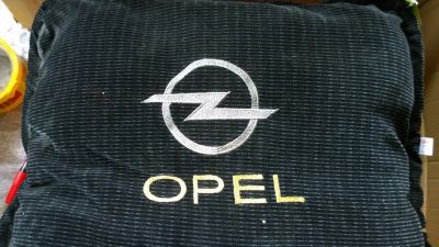 Лот: 5375920. Фото: 1. Подушка с логотипом "OPEL" 30... Одеяла, подушки