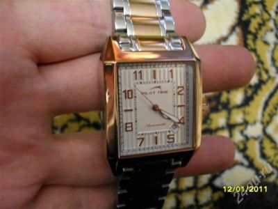 Лот: 713307. Фото: 1. полет. Оригинальные наручные часы