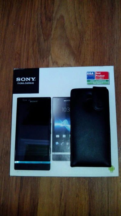 Лот: 3668511. Фото: 1. Sony Xperia P. Смартфоны