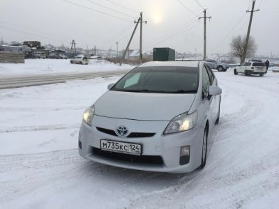 Лот: 10765263. Фото: 1. Toyota Prius III (ZVW30). Автомобили