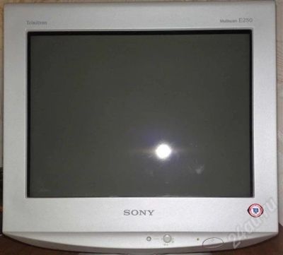 Лот: 269110. Фото: 1. Sony Trinitron 17'. ЭЛТ-мониторы