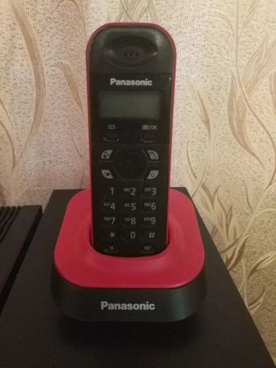 Лот: 10127884. Фото: 1. Домашний телефон Panasonic. DECT и радиотелефоны