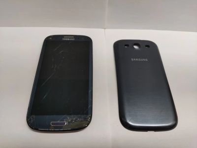 Лот: 23707197. Фото: 1. Samsung GT-i9300. Смартфоны