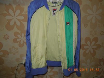 Лот: 7511583. Фото: 1. Ветровка спортивная Fila. Верхняя одежда