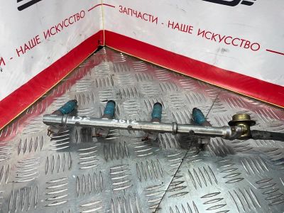 Лот: 19401715. Фото: 1. Форсунка топливная Toyota Vitz... Топливная система