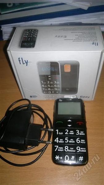 Лот: 2200682. Фото: 1. Fly Ezzy. Кнопочные мобильные телефоны