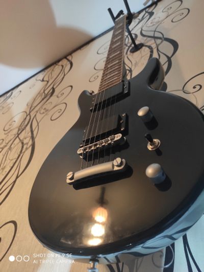 Лот: 15634985. Фото: 1. Гитара zombie les Paul. Гитары