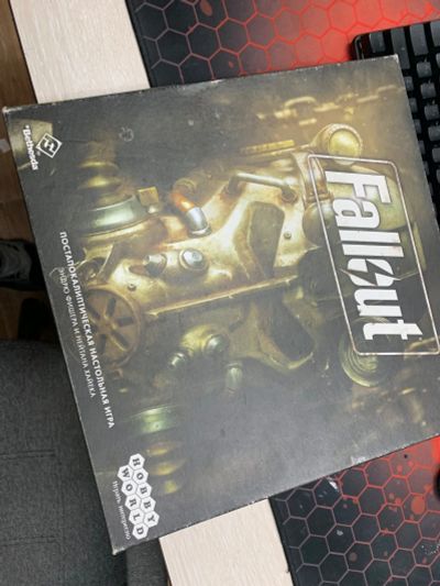 Лот: 19992608. Фото: 1. Fallout настольная игра. Настольные игры, карты