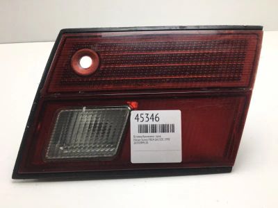 Лот: 20391943. Фото: 1. Вставка багажника Nissan Sunny... Кузов
