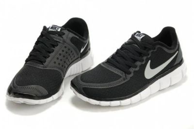 Лот: 5416299. Фото: 1. Кроссовки Nike 5.0(5). Кеды, кроссовки, слипоны