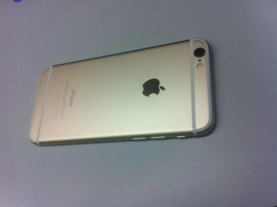 Лот: 5395040. Фото: 1. Iphone 6, 16GB, gold. Смартфоны