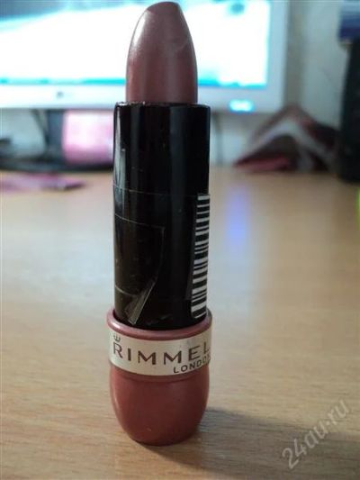 Лот: 2747022. Фото: 1. Помада Rimmel London № 050. Унисекс парфюмерия