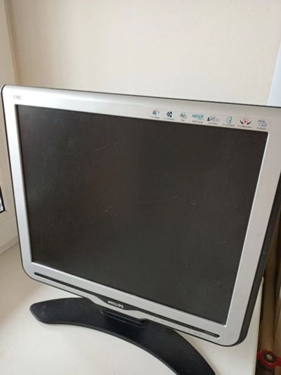 Лот: 17377847. Фото: 1. Монитор Philips. ЖК-мониторы