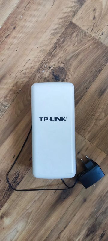 Лот: 22391710. Фото: 1. *Точка доступа WiFi TP-link TL-WA5210G. Маршрутизаторы (роутеры)