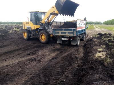 Лот: 9818251. Фото: 1. Чернозем 2 кубов с доставкой по... Всё для ландшафта