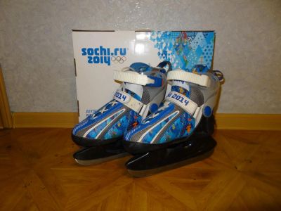 Лот: 6485226. Фото: 1. Коньки Sochi 2014 р-р 29-33... Коньки
