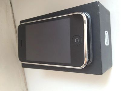 Лот: 2464775. Фото: 1. Оригинальный iphone 3gs 8gb №9... Смартфоны