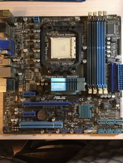 Лот: 17380539. Фото: 1. материнская плата asus M4A88T-М... Материнские платы