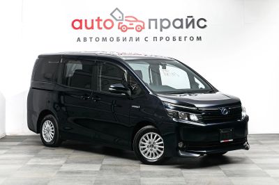 Лот: 19544762. Фото: 1. Toyota Voxy, III (R80) 1.8hyb... Автомобили