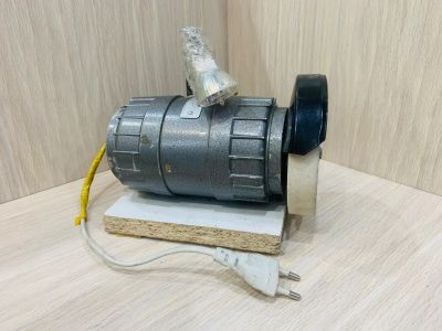 Лот: 25111900. Фото: 1. Точильный станок, станок для заточки. Электроинструмент