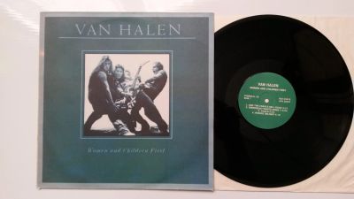 Лот: 12954452. Фото: 1. Виниловая пластинка Van Halen. Аудиозаписи