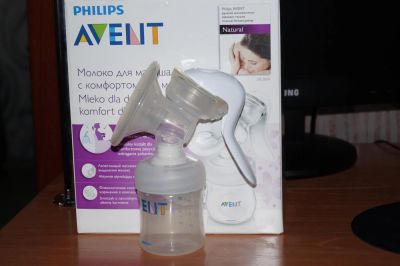 Лот: 4827401. Фото: 1. Молокоотсос "Авент". Всё для кормления