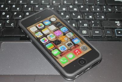 Лот: 3339383. Фото: 1. Apple Iphone 5 Black 64gb Neverlock... Смартфоны