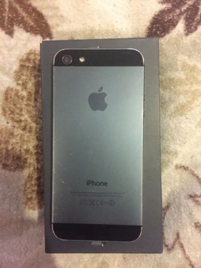 Лот: 10531960. Фото: 1. Iphone 5 16gb. Смартфоны