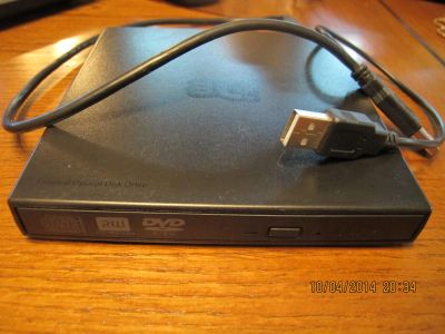 Лот: 3972649. Фото: 1. Внешний_DVD_USB_привод_пишущий. Приводы CD, DVD, BR, FDD