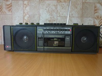 Лот: 22570353. Фото: 1. Магнитофон Вега РМ-250С5. Кассетные деки, магнитофоны