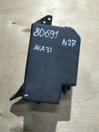 Лот: 21403130. Фото: 1. блок предохранителей Toyota RAV4... Двигатель и элементы двигателя