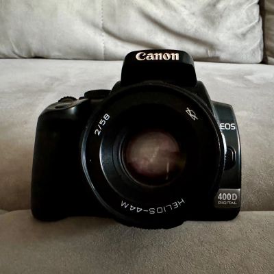 Лот: 21638866. Фото: 1. Canon 400D + объектив Helios-44M... Цифровые зеркальные