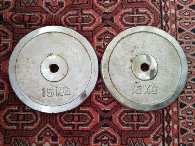 Лот: 6201960. Фото: 1. Блины для штанги 2 шт по 15 кг... Штанги, блины
