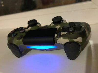 Лот: 13461709. Фото: 1. Геймпад Dualshock 4 v2 от Playstation... Аксессуары для игровых приставок, консолей, геймпады