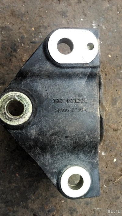 Лот: 13523667. Фото: 1. Подушки разные, винты колена Honda. Двигатель и элементы двигателя
