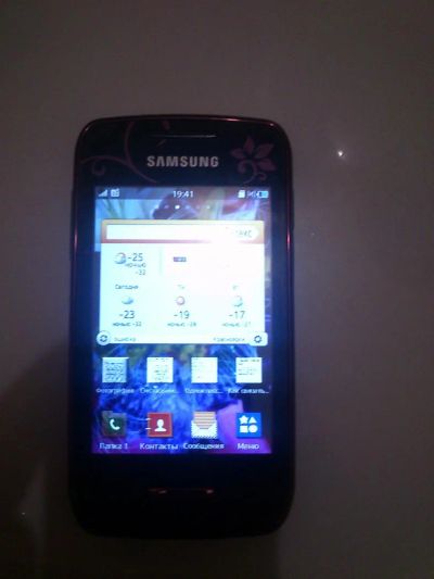 Лот: 3673953. Фото: 1. Samsung La Fleur Wave Y. Смартфоны