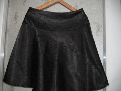 Лот: 1632646. Фото: 1. Юбка на кокетке разм. 42. Юбки