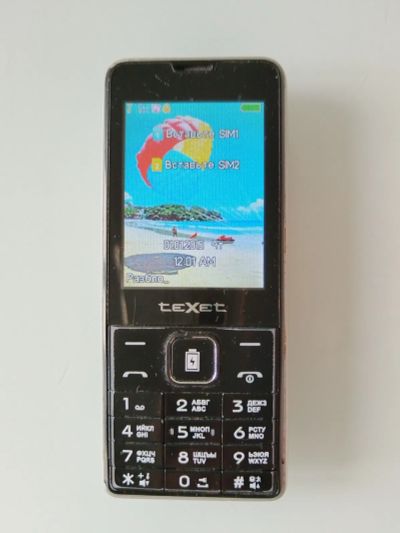 Лот: 25645716. Фото: 1. Texet TM-D227. Кнопочные мобильные телефоны