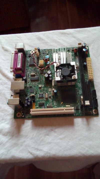Лот: 8361176. Фото: 1. Материнская плата Intel D 945... Материнские платы