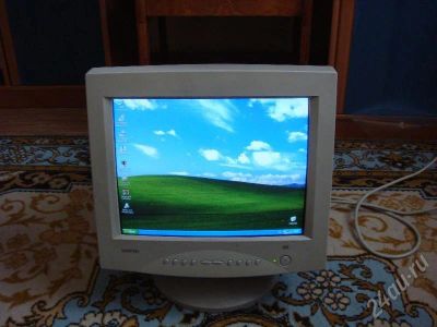Лот: 177265. Фото: 1. Монитор Samtron 55E 15 дюймов. ЭЛТ-мониторы