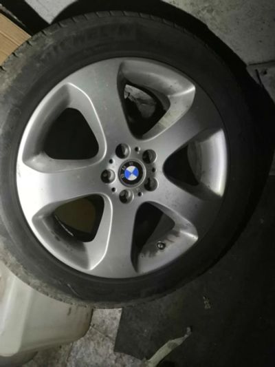Лот: 17416849. Фото: 1. Колеса BMW X5 X6. Шины