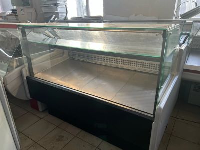 Лот: 22227667. Фото: 1. Холодильная витрина кубическая... Холодильное