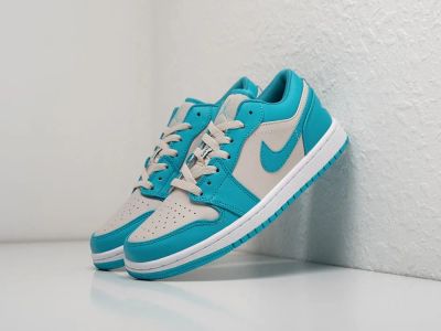 Лот: 24979494. Фото: 1. Кроссовки Nike Air Jordan 1 Low. Кеды, кроссовки, слипоны