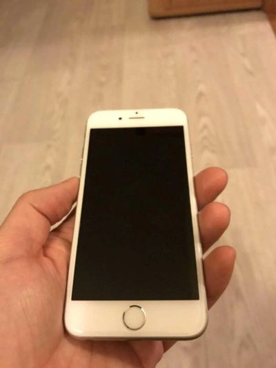 Лот: 11289366. Фото: 1. IPhone 6s, 32 ГБ. Смартфоны