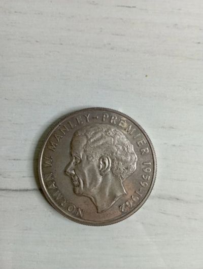 Лот: 19950924. Фото: 1. 5 долларов 1976 Ямайка Норман... Америка