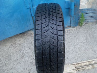 Лот: 11795645. Фото: 1. Шина зима Bridgestone 195/65/15. Шины