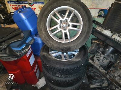 Лот: 14815643. Фото: 1. Колесные диски Volkswagen Touareg. Шины на дисках