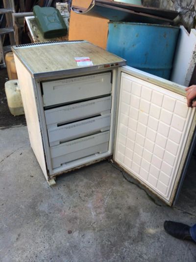 Лот: 7588103. Фото: 1. Продам морозилку Бирюса 14. Холодильники, морозильные камеры