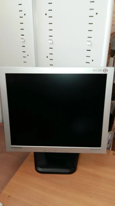 Лот: 8032510. Фото: 1. Монитор LCD 19' Samsung SyncMaster... ЖК-мониторы